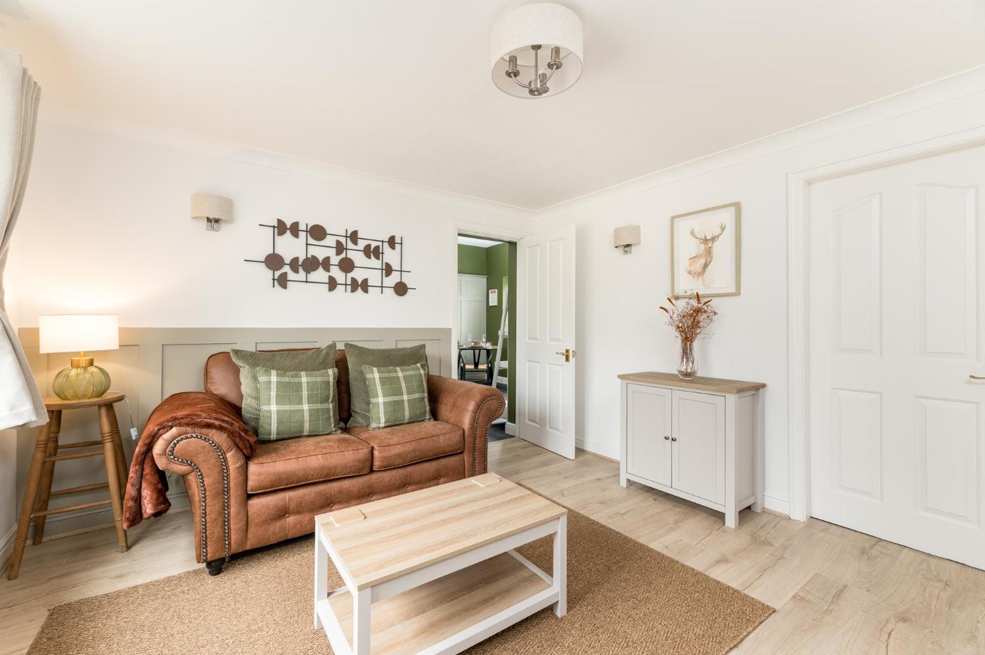 Central Malham Wellbeing Escape Hot Tub & Studio Exterior photo