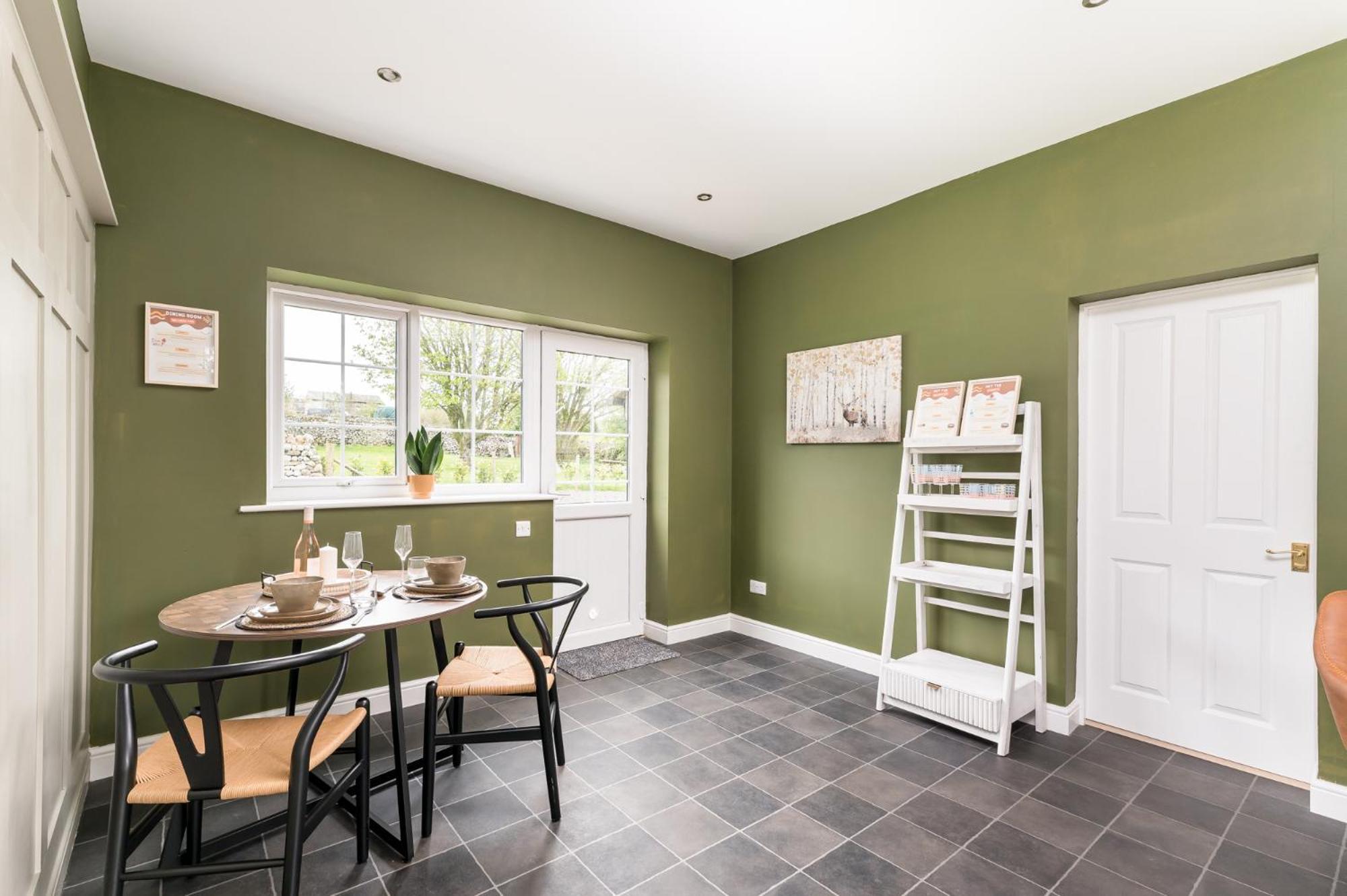 Central Malham, Sleeps 2, Private Hot Tub, Yoga Studio Exterior photo