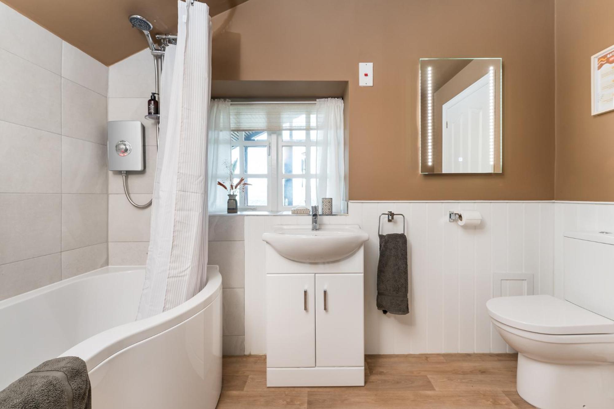 Central Malham, Sleeps 2, Private Hot Tub, Yoga Studio Exterior photo